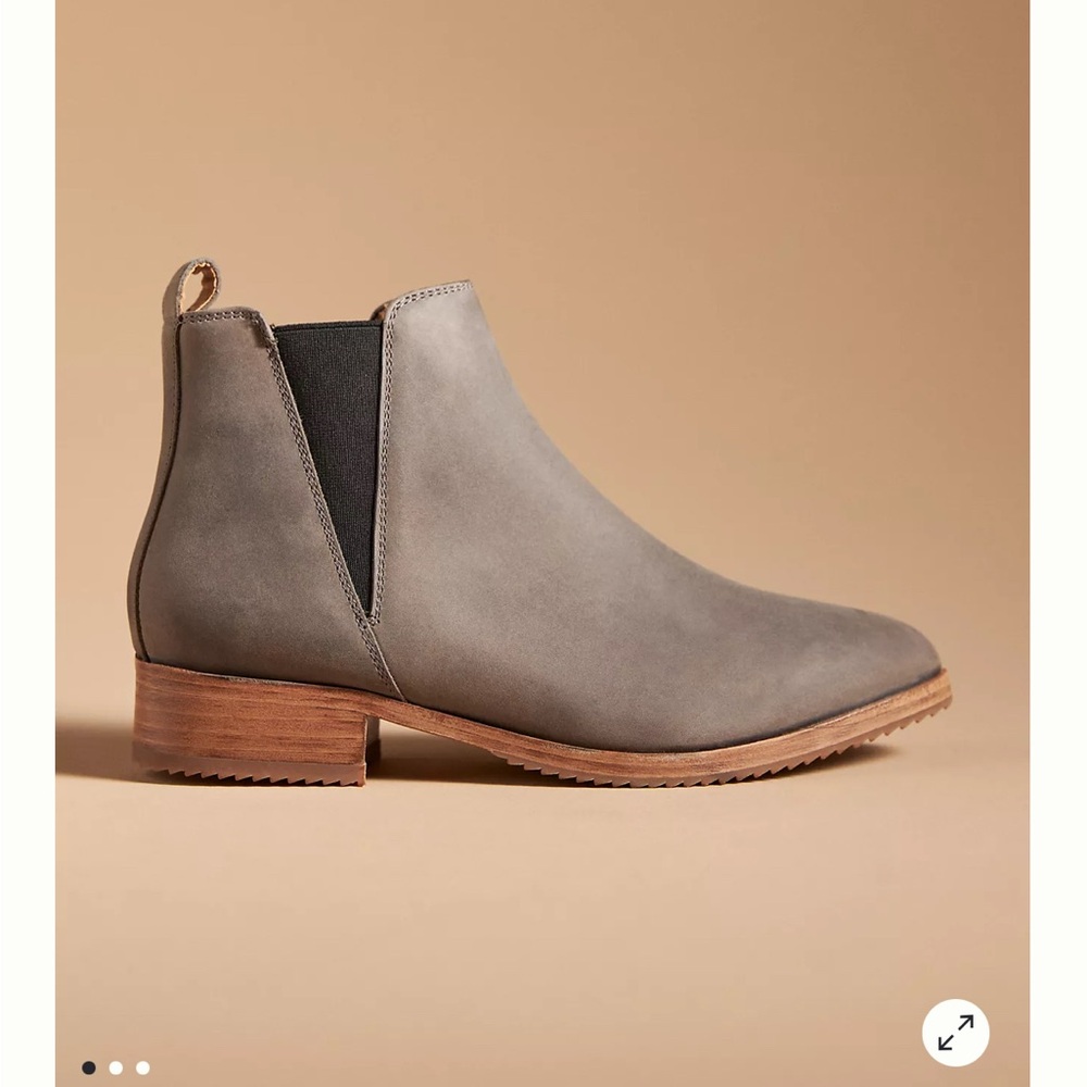 Gray‎ Chelsea Ankle Boots Nisolo
